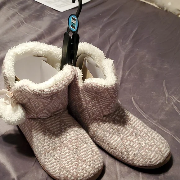 Womens slippers - Picture 2 of 8